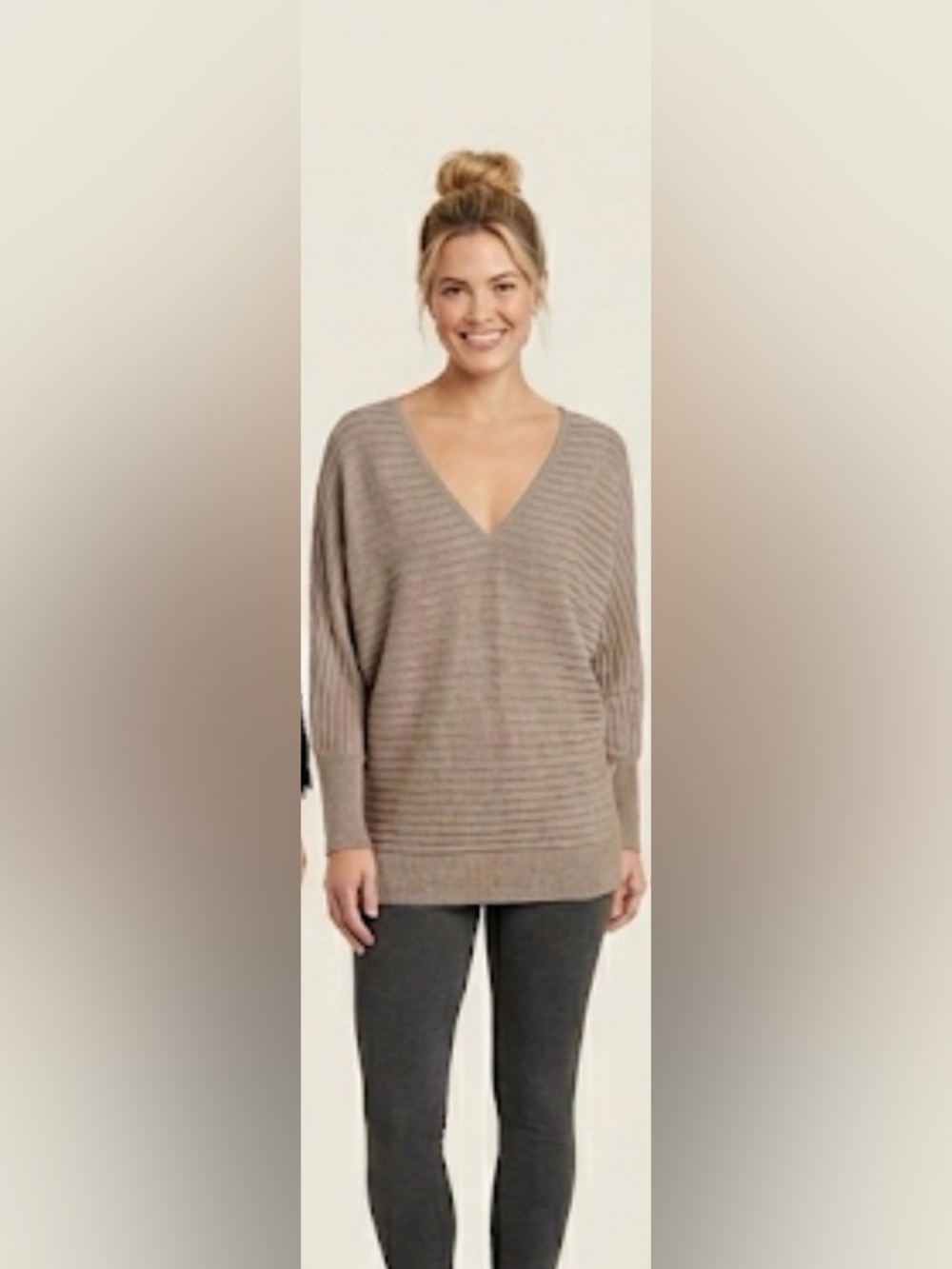 New York & Company Taupe Ribbed V-Neck Sweater size medium, like new